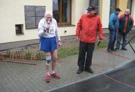 Nejstarší závodník Jiří Souk 90let foto Klika
